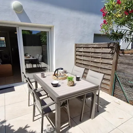 Sur - Les Jardins D'agathe - Mitoyenne - Marche A Pied