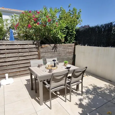 Sur - Les Jardins D'agathe - Mitoyenne - Marche A Pied Apartment *