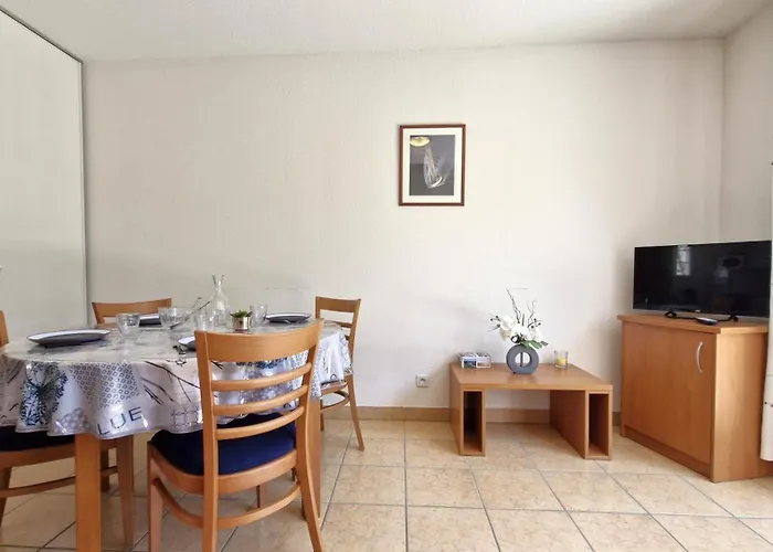 Sur - Les Jardins D'agathe - Mitoyenne - Marche A Pied 福克斯索梅尔